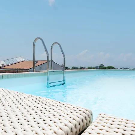 Apartmentsgarda - Residenza Maycol * باردولينو